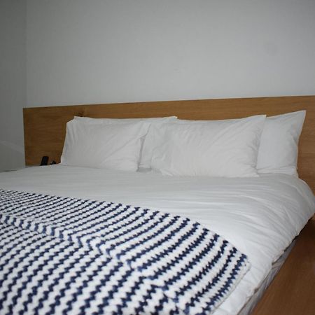 יוהנסבורג Sandton Apartment 15 West Road South מראה חיצוני תמונה