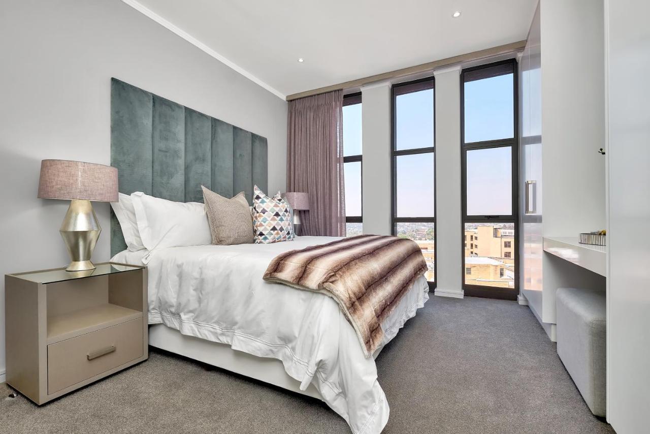 יוהנסבורג Sandton Apartment 15 West Road South מראה חיצוני תמונה